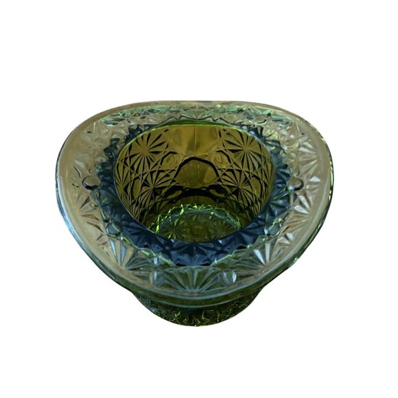 Vintage Indiana Glass Daisy & Button Green Top Hat Vase - Picture 2 of 2